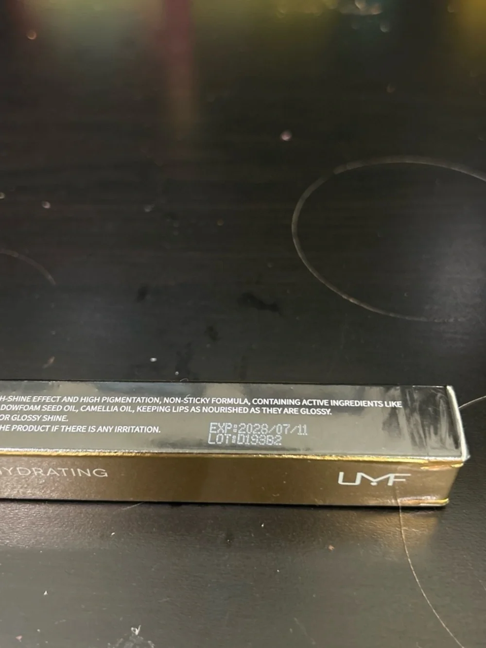 High-Shine Hydrating Lip Gloss - Pink